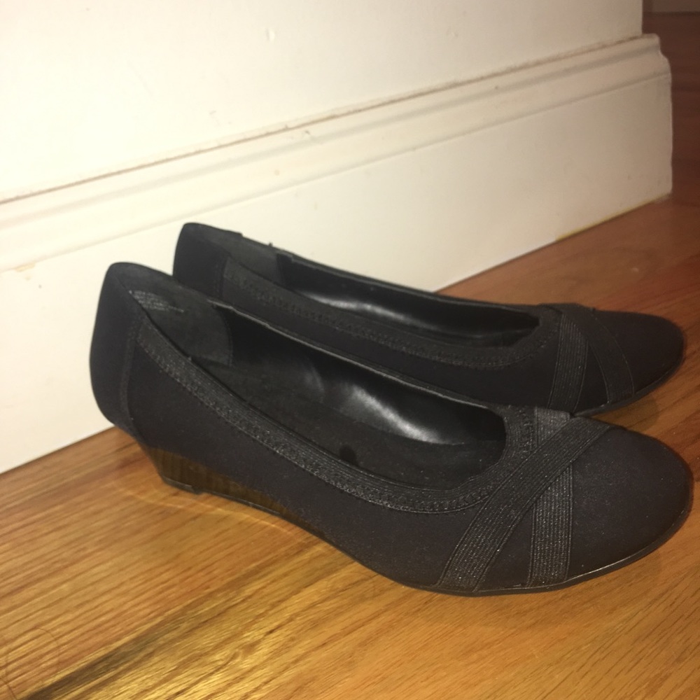 kitten wedge dress heel